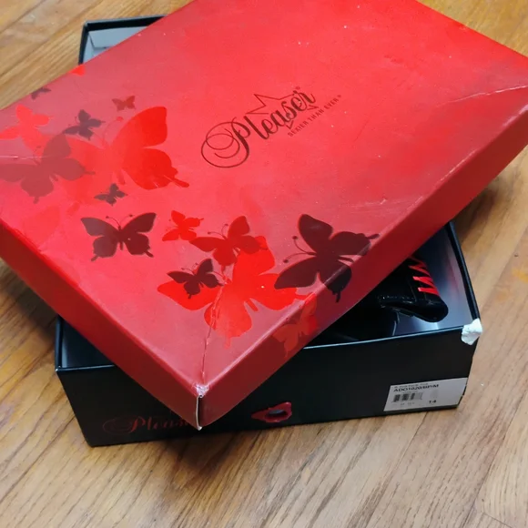 Pleaser Glossy Black Heeled Boots - Picture 9 of 9